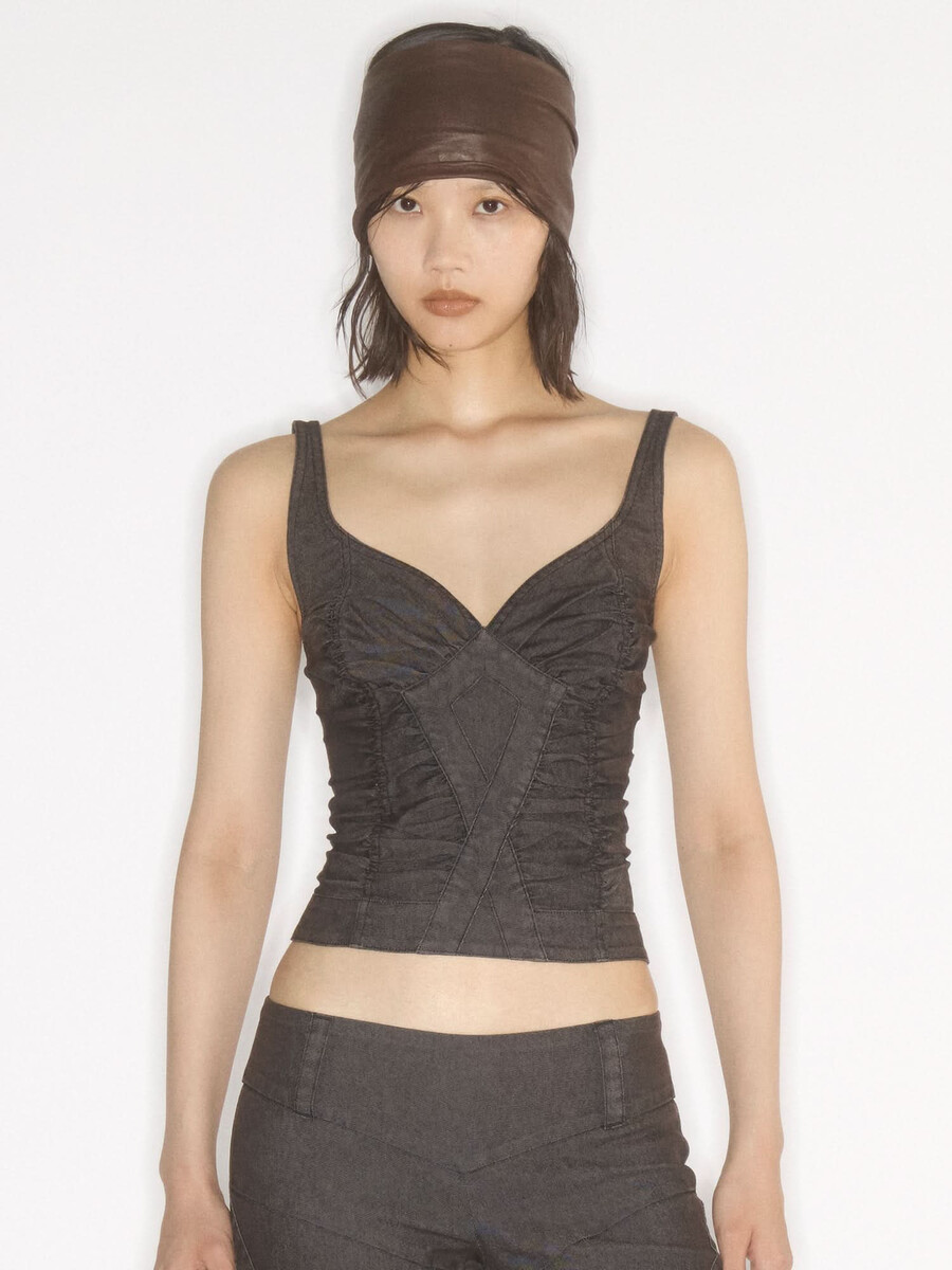 camiseta sin mangas con tirantes