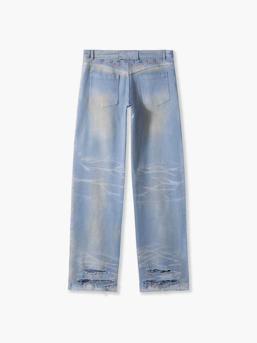 jeans de pierna recta con pulverizador de aire