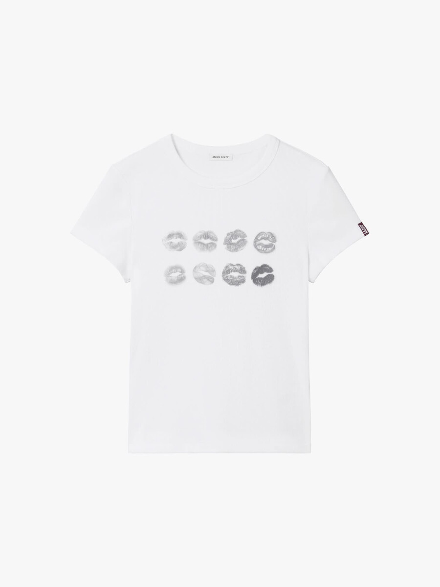 camiseta con cuello redondo y estampado de labios