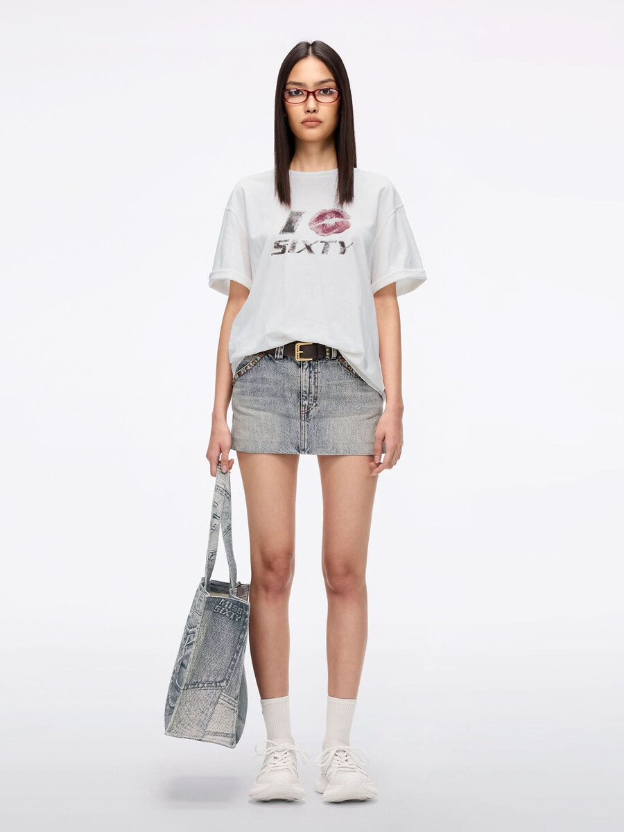 camiseta estampada con cuello redondo