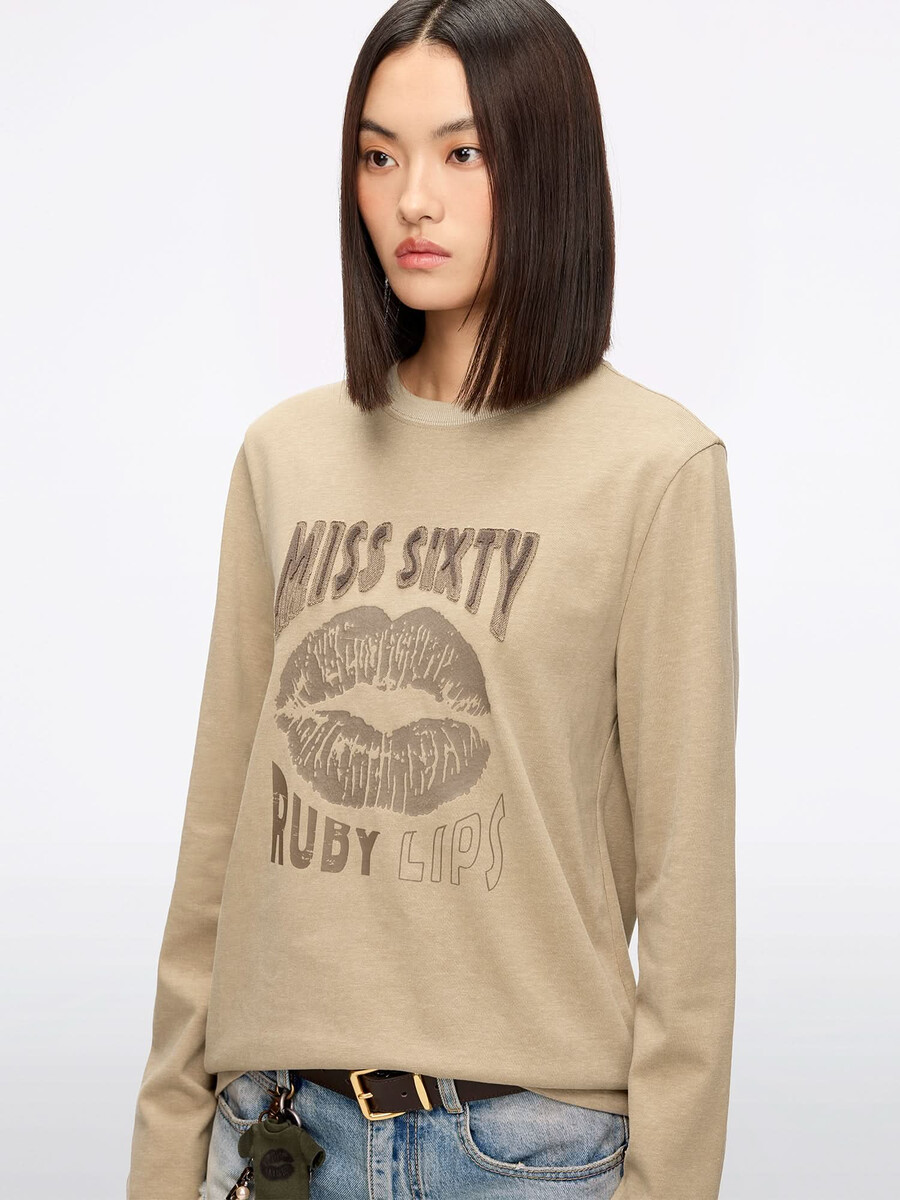 camiseta de manga larga estampada